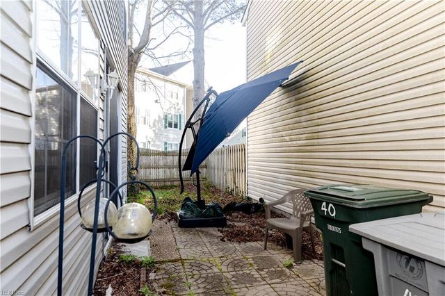 40 Angelia WAY, Hampton, VA 23663