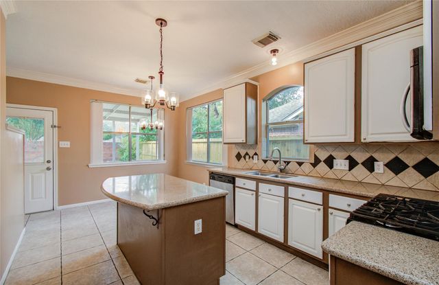 4731 Silverlake Drive, Sugar Land, TX 77479