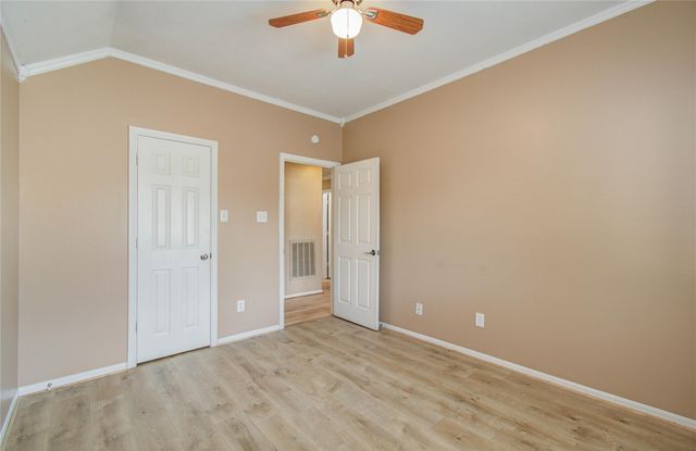 4731 Silverlake Drive, Sugar Land, TX 77479