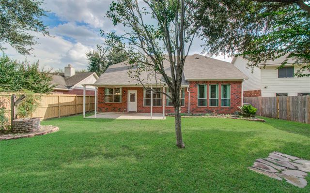 4731 Silverlake Drive, Sugar Land, TX 77479