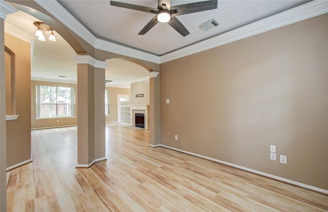 4731 Silverlake Drive, Sugar Land, TX 77479