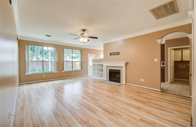 4731 Silverlake Drive, Sugar Land, TX 77479