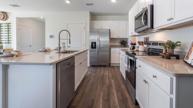 4602 BARBERRY AVENUE, Lakeland, FL 33811