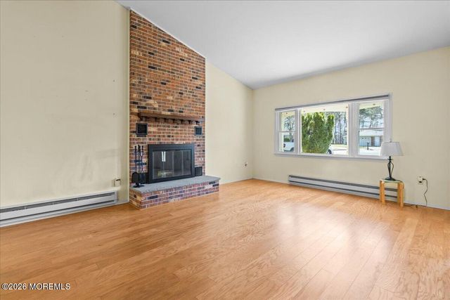 13 Tudor Court, Brick, NJ 08723