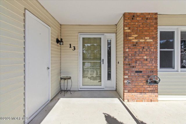 13 Tudor Court, Brick, NJ 08723