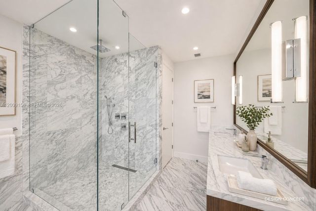 175 SE 25 Rd 3403, Miami, FL 33129