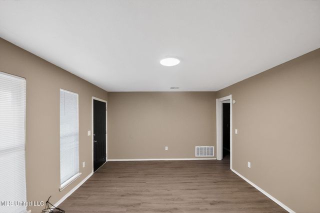 375 James Garfield Circle, Jackson, MS 39213