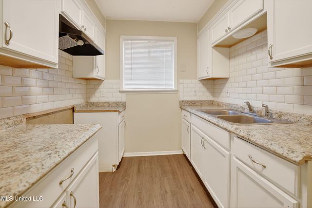 375 James Garfield Circle, Jackson, MS 39213