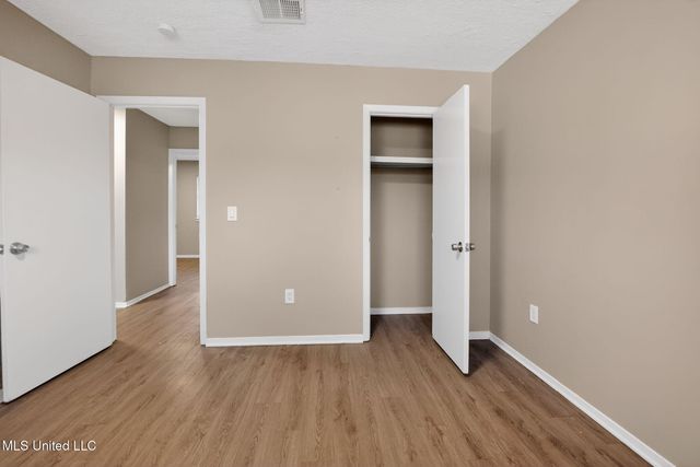 375 James Garfield Circle, Jackson, MS 39213