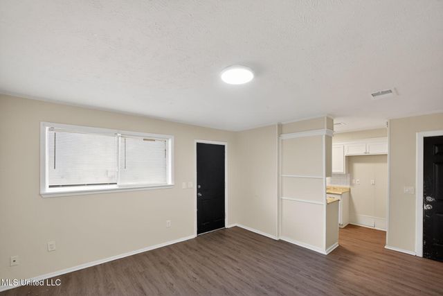 375 James Garfield Circle, Jackson, MS 39213