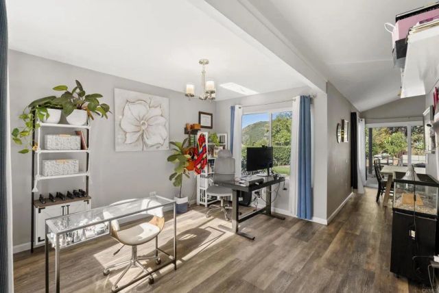 18027 Cotorro Rd, San Diego, CA 92128