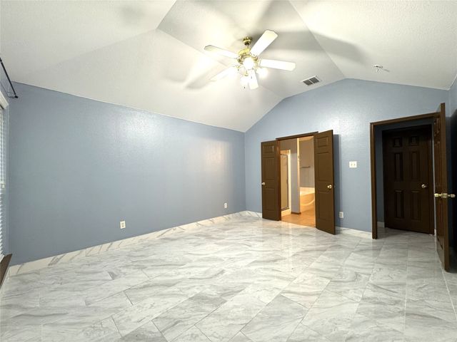 13624 Kaplan Court, Fort Worth, TX 76155