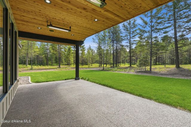 7518 E Duke Ln, Athol, ID 83801