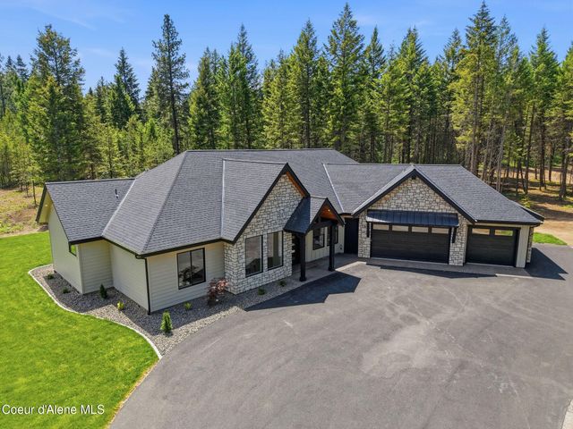 7518 E Duke Ln, Athol, ID 83801