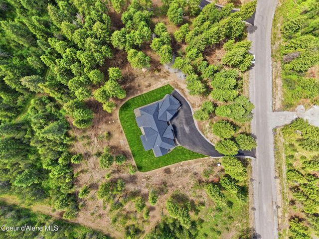 7518 E Duke Ln, Athol, ID 83801