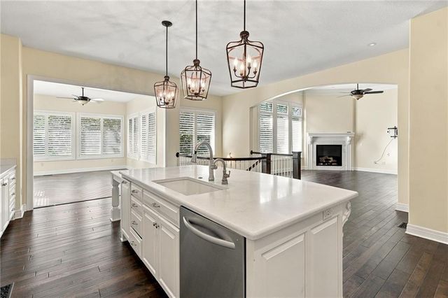12301 W 150th Terrace, Olathe, KS 66062