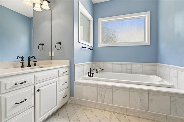 12301 W 150th Terrace, Olathe, KS 66062