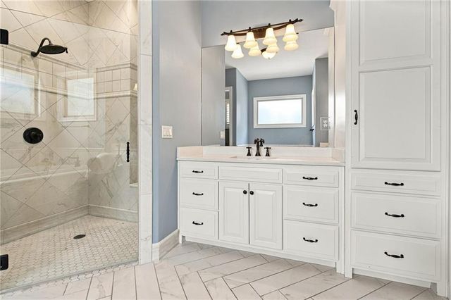 12301 W 150th Terrace, Olathe, KS 66062