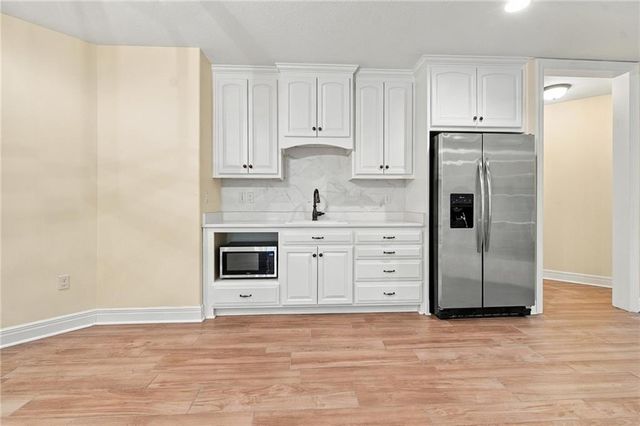 12301 W 150th Terrace, Olathe, KS 66062