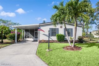 623 Charlemagne BLVD, Naples, FL 34112
