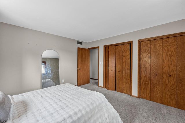 4112 Mueller DRIVE, Hartford, WI 53027
