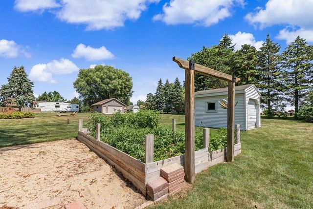 4112 Mueller DRIVE, Hartford, WI 53027