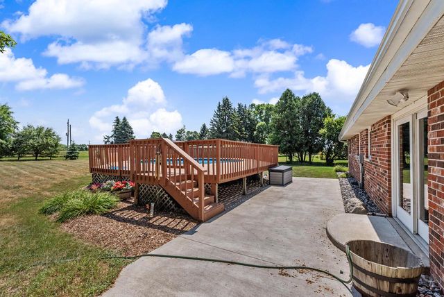 4112 Mueller DRIVE, Hartford, WI 53027