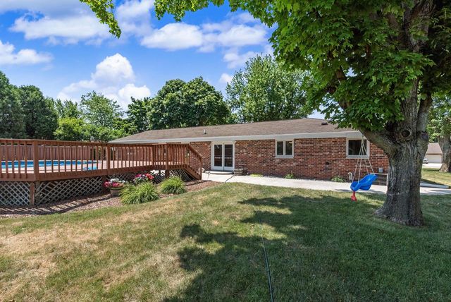 4112 Mueller DRIVE, Hartford, WI 53027