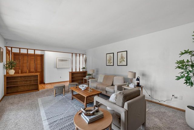 4112 Mueller DRIVE, Hartford, WI 53027