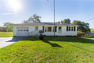 1835 Homeworth Road, Alliance, OH 44601