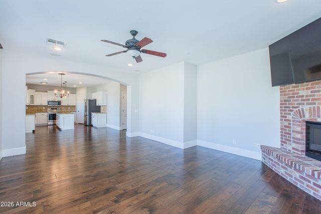 3326 E MEAD Drive, Gilbert, AZ 85298