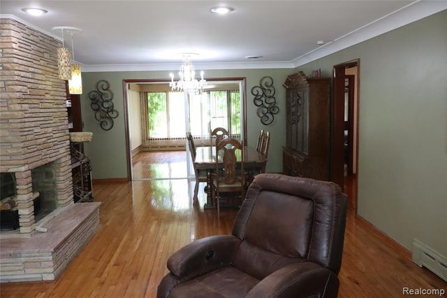 23521 Lee Baker Drive, Southfield, MI 48075