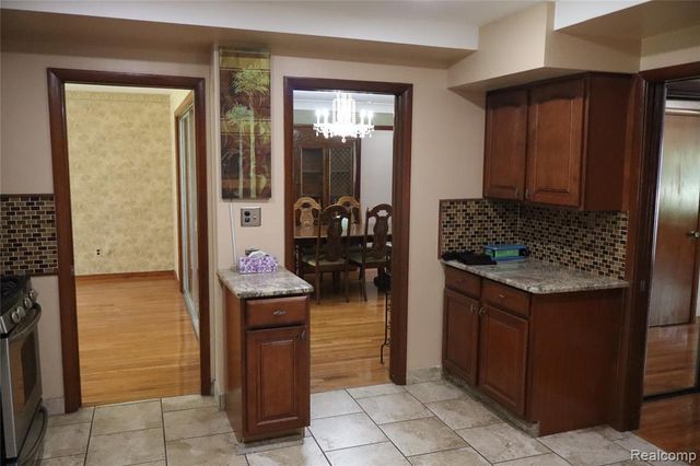 23521 Lee Baker Drive, Southfield, MI 48075