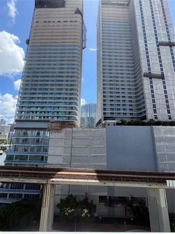 690 SW 1st Court 1212, Miami, FL 33130