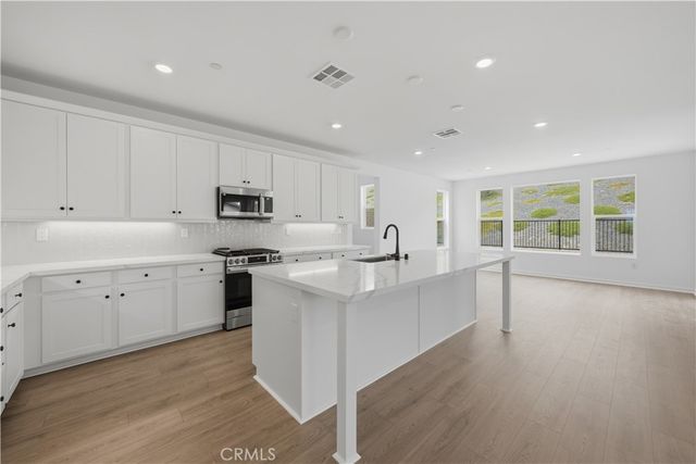 28847 Appaloosa Place, Castaic, CA 91384
