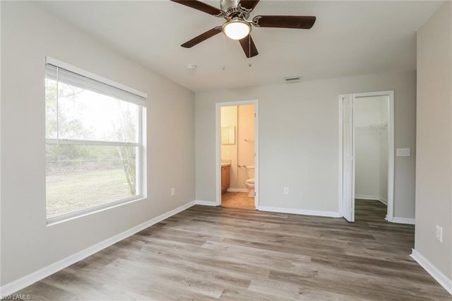 944 Berg ST E, Lehigh Acres, FL 33974