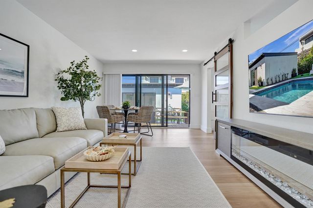 225 NE 10th Street, Delray Beach, FL 33444