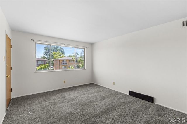 761 Thompson Drive, Florissant, MO 63031