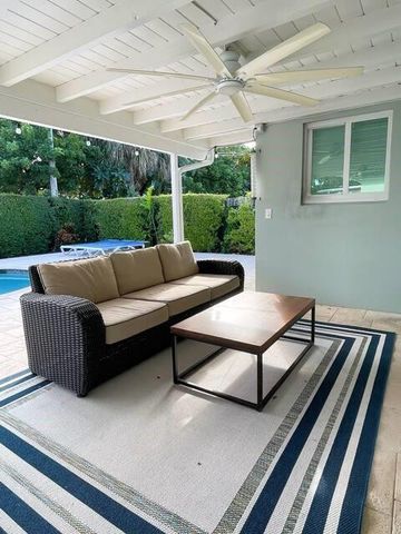 1580 SE 5th Street, Deerfield Beach, FL 33441