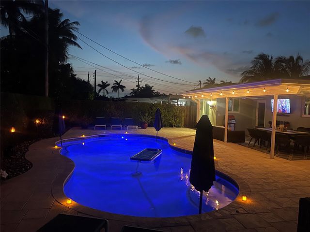 1580 SE 5th Street, Deerfield Beach, FL 33441