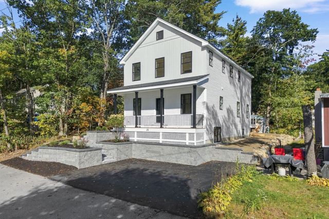 22 Nolet Avenue, Salem, NH 03079