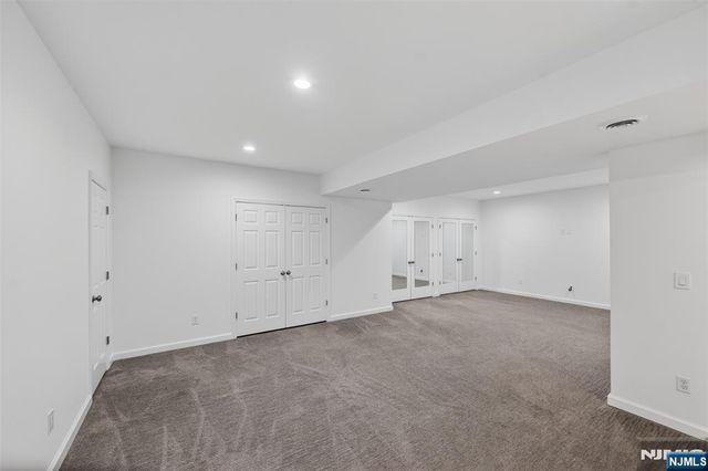 18 Winfield Drive 802, Woodcliff Lake, NJ 07677
