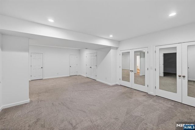 18 Winfield Drive 802, Woodcliff Lake, NJ 07677