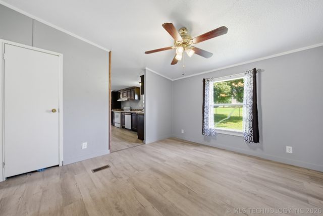 9917 N Scenic Drive N, Mannford, OK 74044