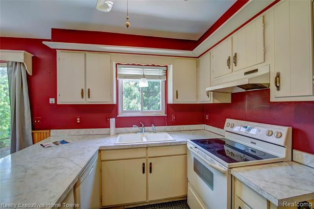 536 Central Street, Marysville, MI 48040