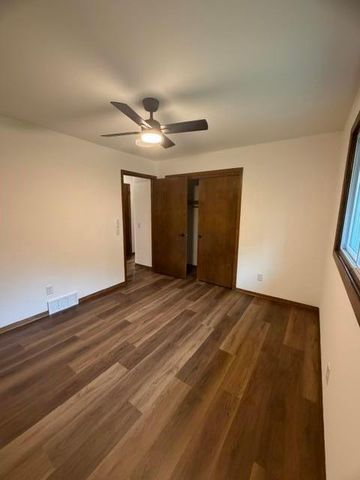 5804 Sauk Lane, Mcfarland, WI 53558