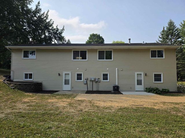 5804 Sauk Lane, Mcfarland, WI 53558