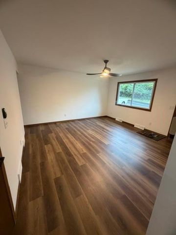5804 Sauk Lane, Mcfarland, WI 53558