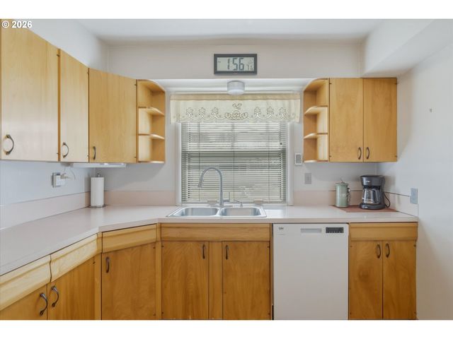 1603 23RD Ave, Longview, WA 98632