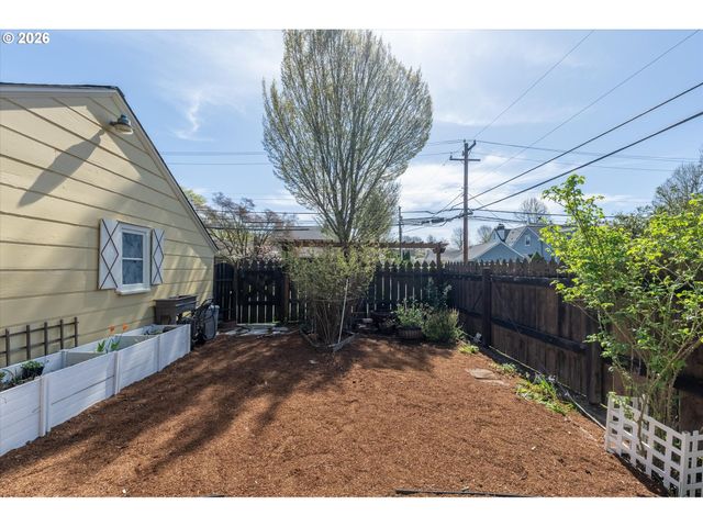 1603 23RD Ave, Longview, WA 98632